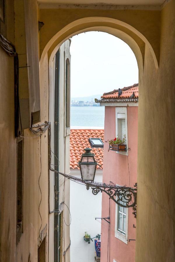 Alfama, Bright And Spacious With Private Terrace, By Timecooler Lissabon Exterior foto