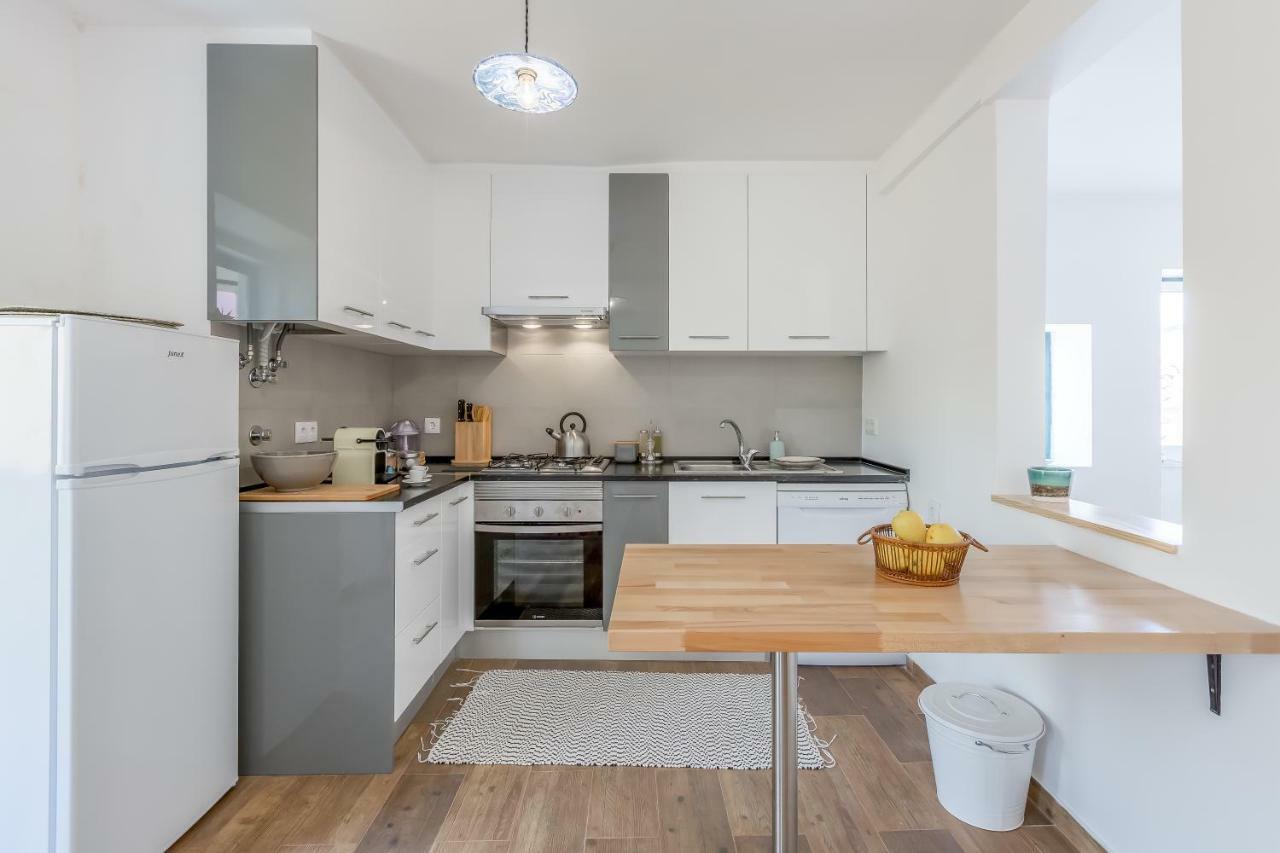 Alfama, Bright And Spacious With Private Terrace, By Timecooler Lissabon Exterior foto